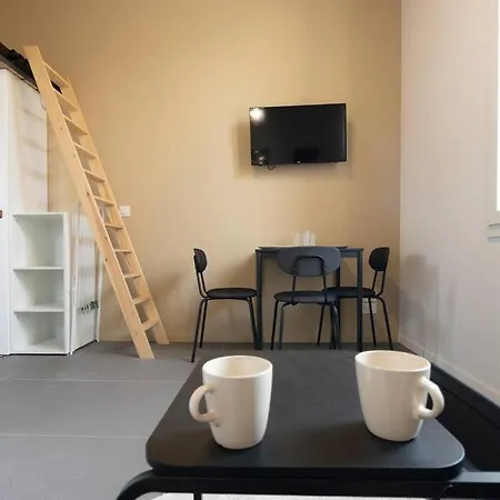 Cabana & Studio Duplex Parilly - Metro 5 Minutes Bron